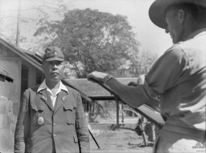 Flying Officer Thake and Lieutenant-General Yamada, 1945