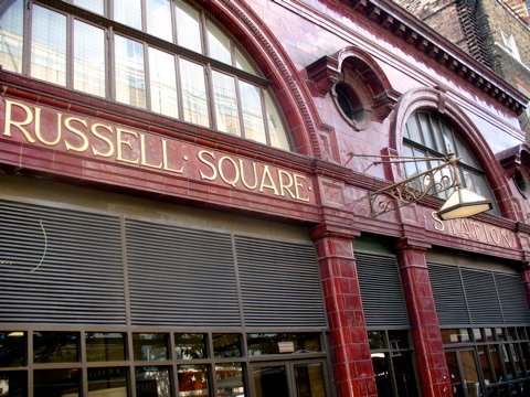 Russell Square tube