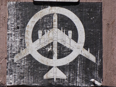 rp_b-52-peace-1.jpg